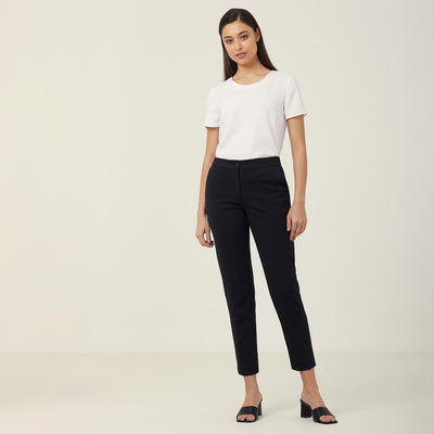 SLEEVELESS LAYERED TOP