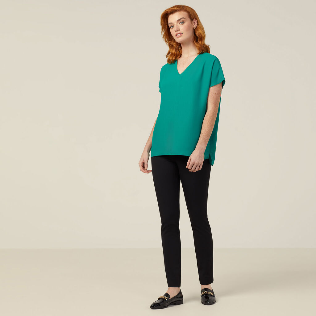 FRENCH GEORGETTE SHORT SLEEVE V-NECK TOP